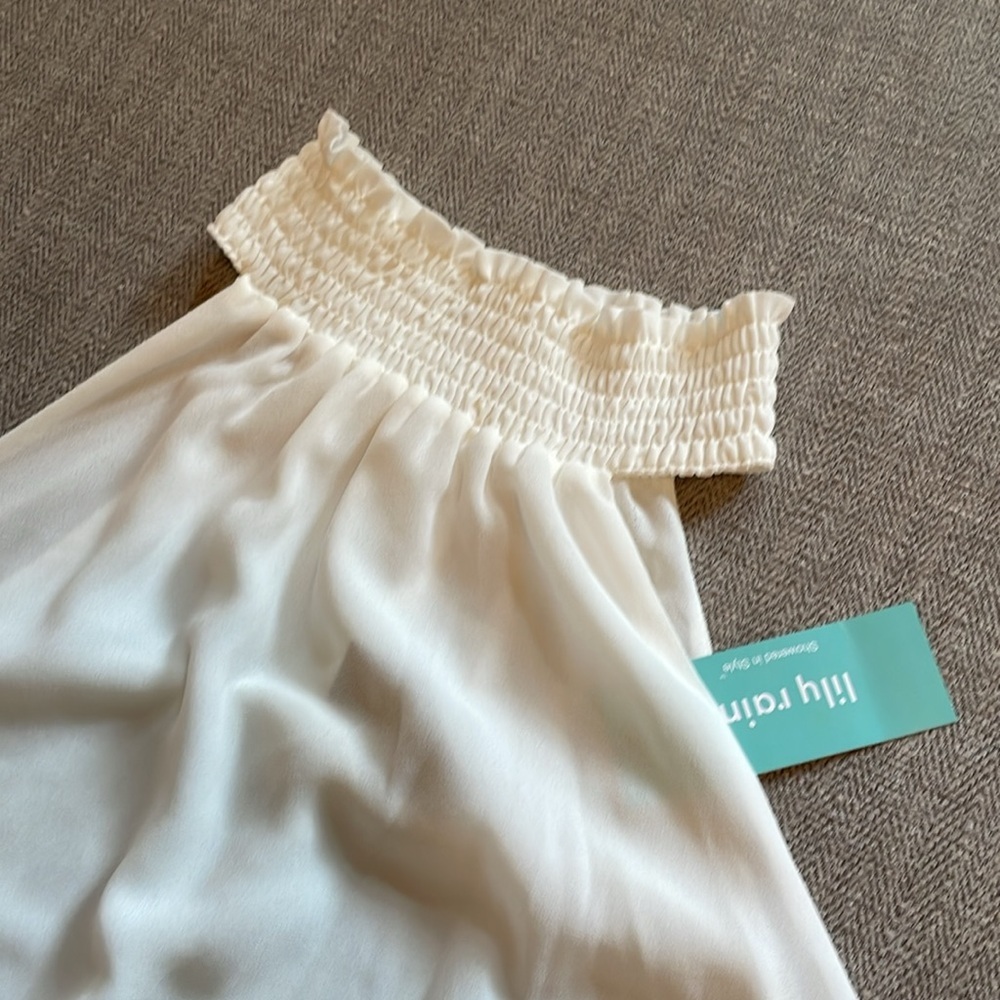 NWT! Lily Rain White High Neck Blouse - Picture 2 of 3